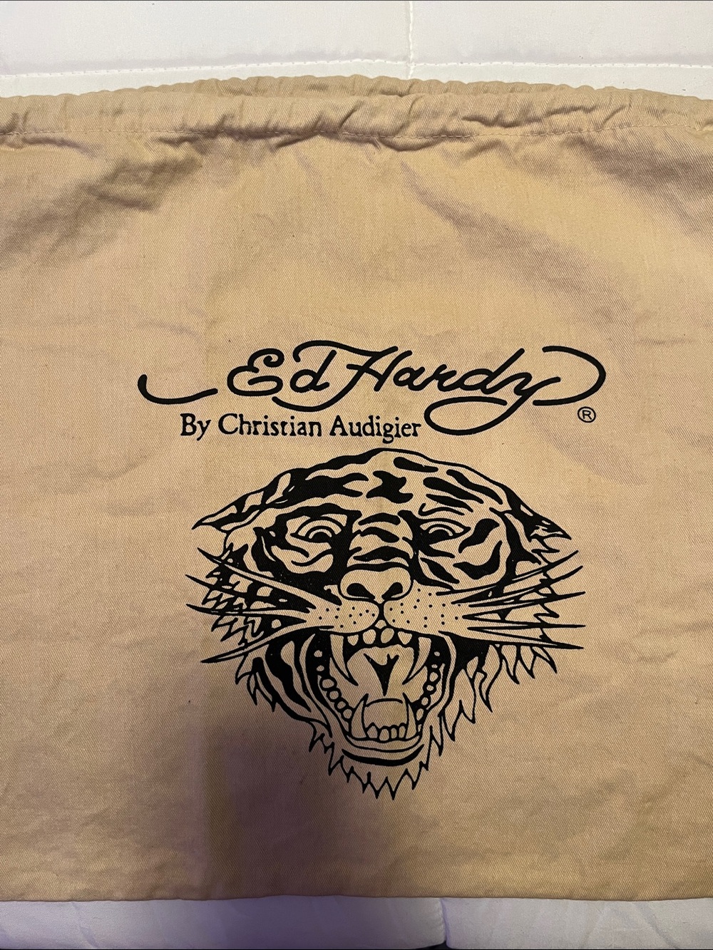 Authentic Ed Hardy Cream Drawstring Dust Bag with Black Tiger Print 20 x 14 1/2